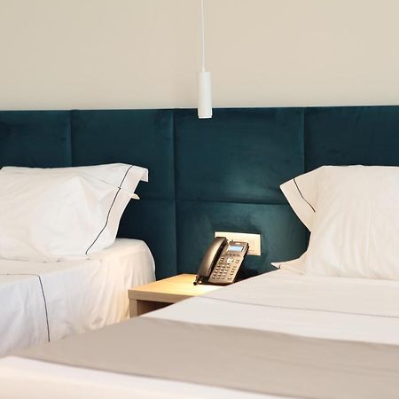 Volmar Hotel Durres Ngoại thất bức ảnh