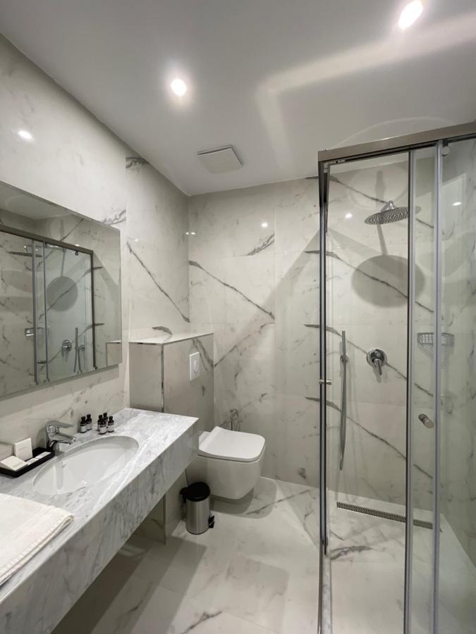 Volmar Hotel Durres Ngoại thất bức ảnh